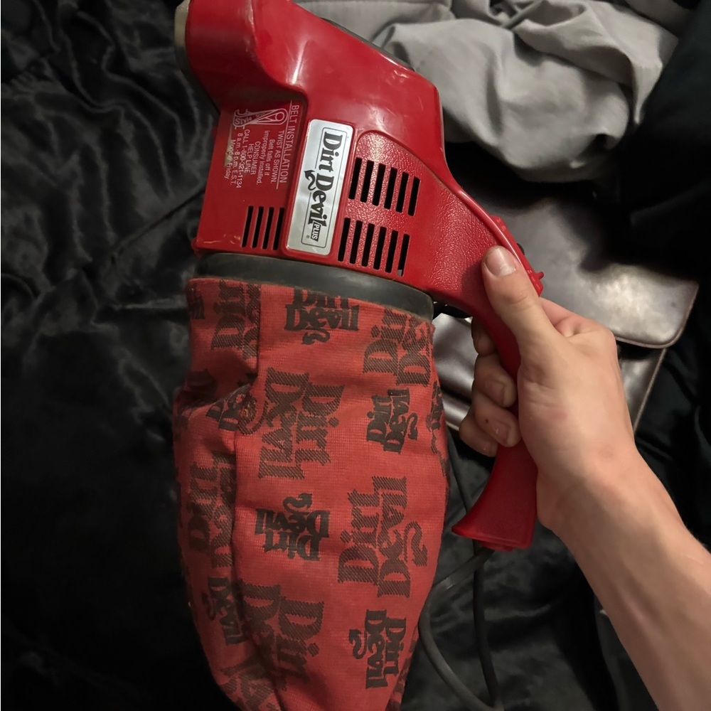 Royal Dirt Devil 103 Hand Held Vacuum Cleaner - Red Vintage Corded Tested Works